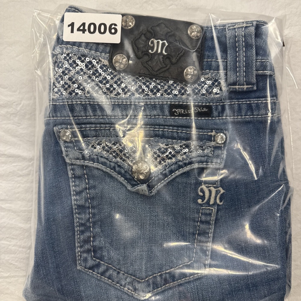 Miss Me JEAN SHORTS WOMEN 31 CUTOFFS  EMBELISHED SEQUINS RHINESTONES - Picture 7 of 7